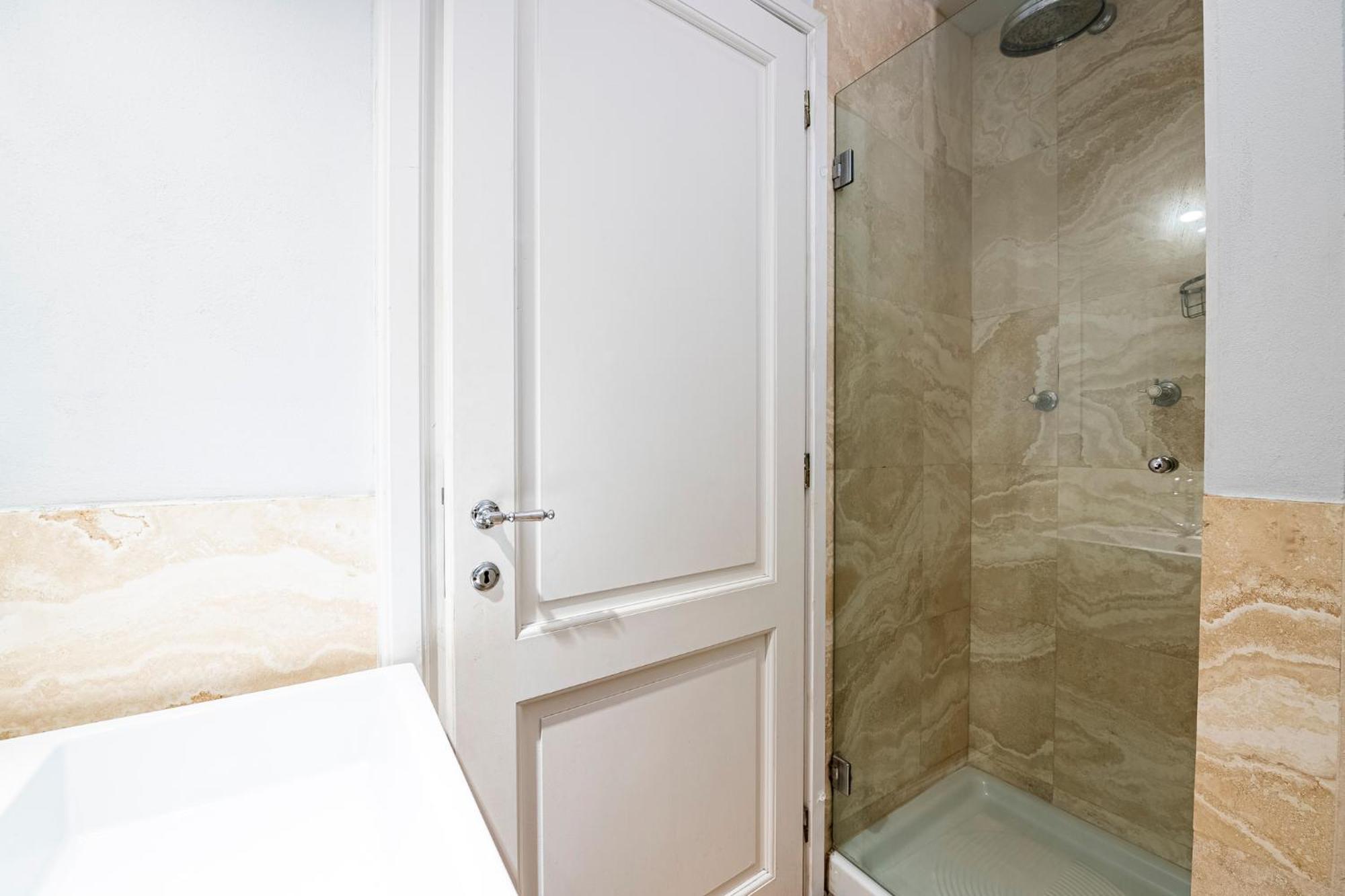 Suite In Pz. Michelangelo: Due Camere Con Due Bagni Florence Buitenkant foto