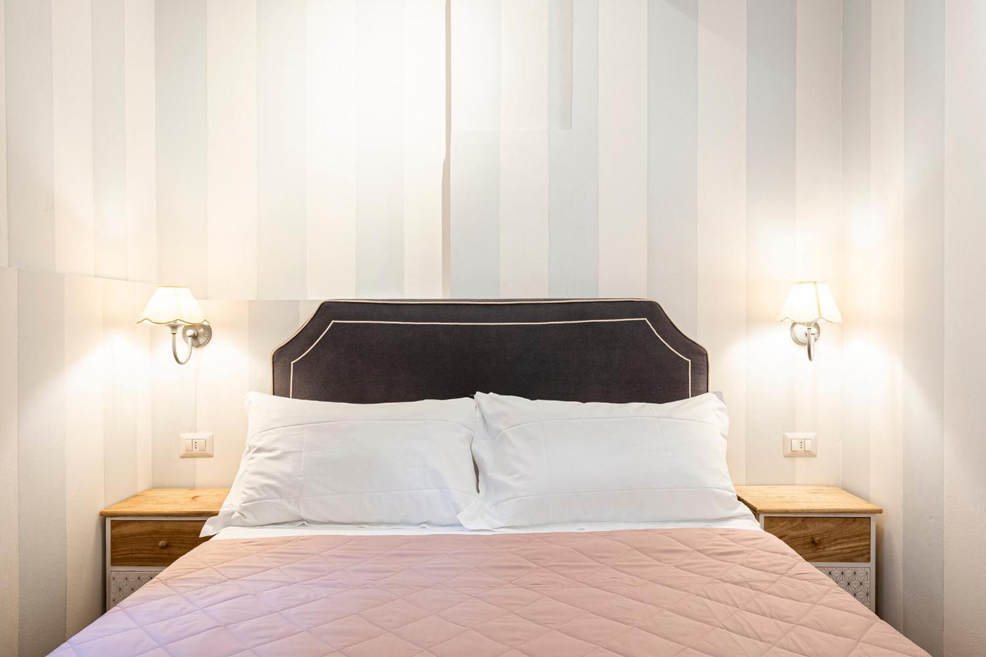 Suite In Pz. Michelangelo: Due Camere Con Due Bagni Florence Buitenkant foto